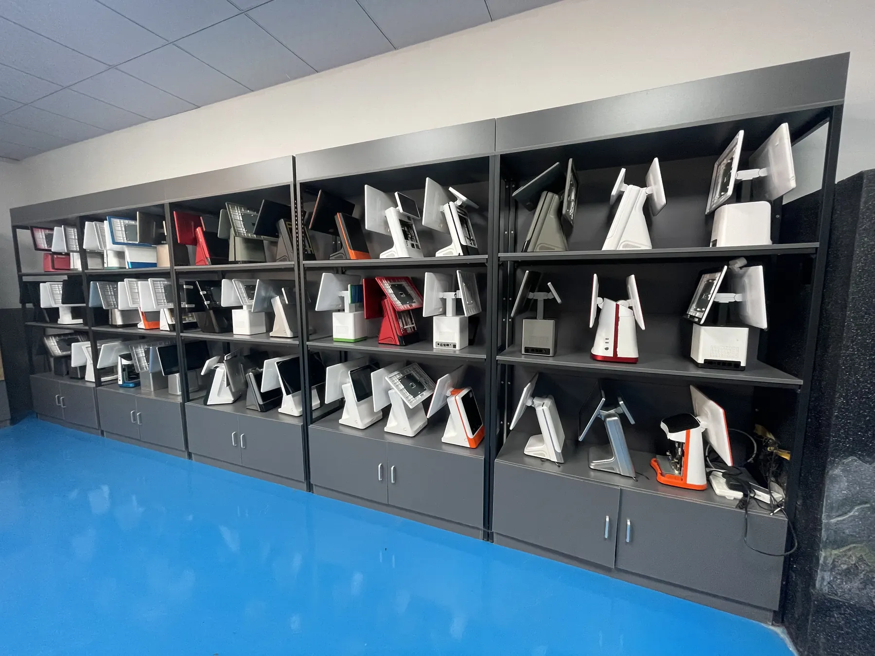 BizLinke POS product showroom